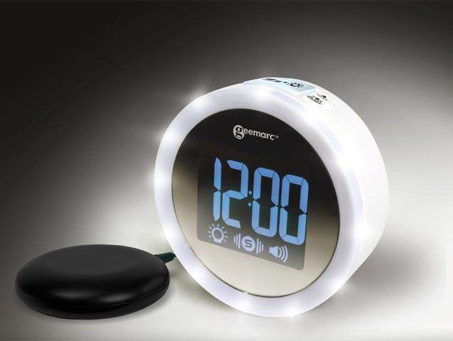 Geemarc Wake N Shake Star Loud Alarm Clock-HearingDirect-